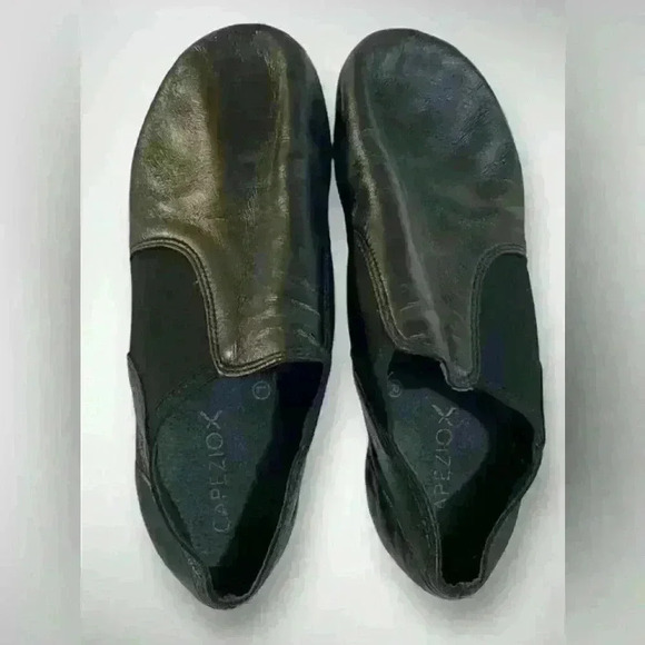 Capezio Shoes - Capezio E-Series Slip-on Split Sole Jazz Shoe Size 9.5 M Black